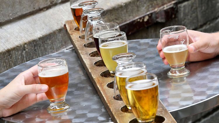 Bierverkoster sind für Brauereien wichtig, kosten aber auch viel Geld.