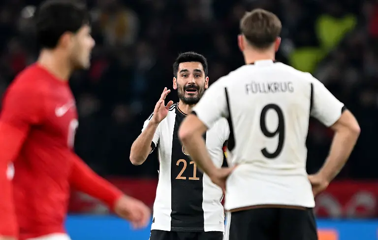 d66c4eeb4275bf2eb832988be9333598