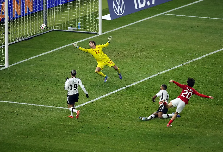 c74582ee3f44457481a6aa1eebdc79fa