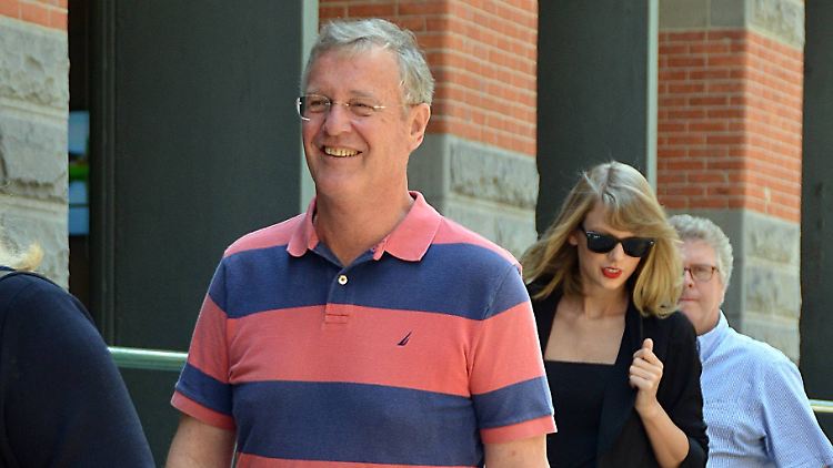 Scott Swift und seine Tochter Taylor Swift 2014 gemeinsam in New York.