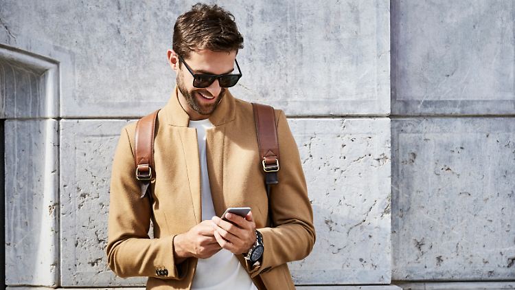 Beim Anbieter SIMon gibt es zwölf GB Datenvolumen für 8,99 Euro monatlich. Zudem werden zwei weitere Oster-Angebote heiß diskutiert.