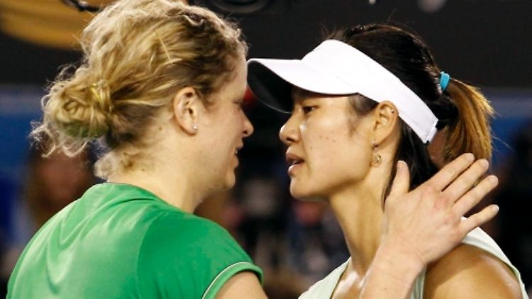 Kim Clijsters schlägt Li Na in drei Sätzen.