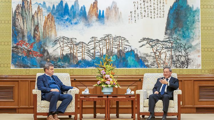 Söder traf mit Li in Peking zusammen.