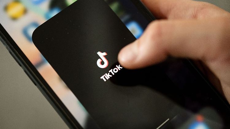 Wer seine Kündigung öffentlichkeitswirksam auf Tiktok teilt, tut sich damit nicht unbedingt einen Gefallen.