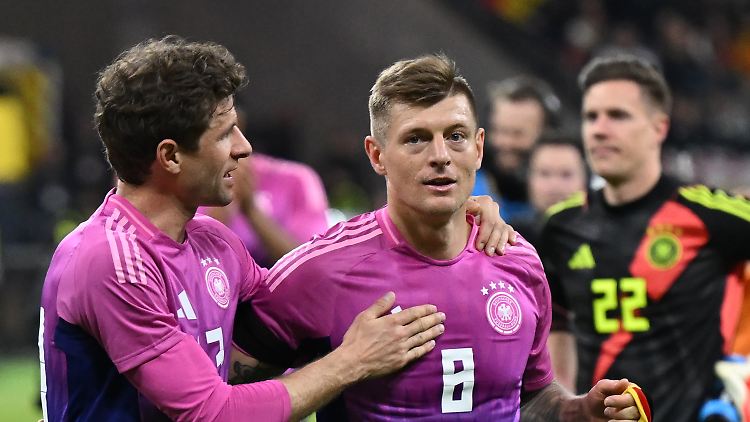 Kroos' DFB-Comeback deutet auf eine Fortsetzung seiner Karriere hin.