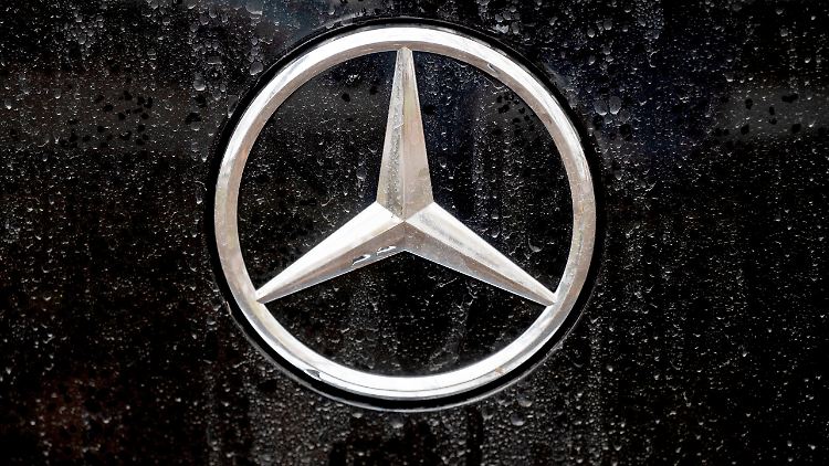 Die Verbraucherschützer können sich vor dem OLG in Stuttgart in mehreren Punkten gegen den Autobauer durchsetzen. 