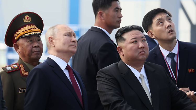 Putin und Kim, Seite an Seite.