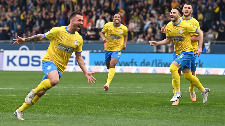 Entfesselte Eintracht-Erleichterung.