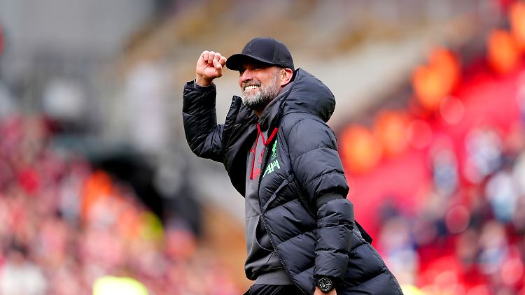 Grüßt von der Tabellenspitze: Jürgen Klopp.