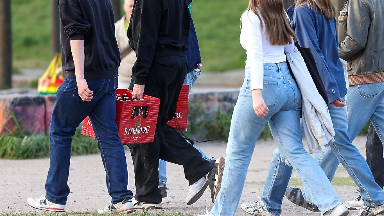 Komasaufen unter Jugendlichen scheint längst kein Trend mehr zu sein.