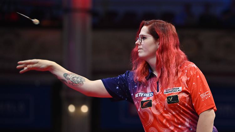 Noa-Lynn van Leuven ist im Darts nicht überall willkommen.