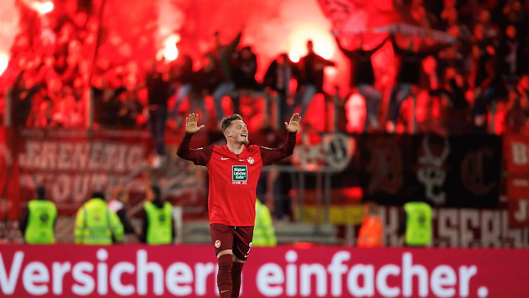 Marlon Ritter bejubelt sein wichtiges Tor zum 1:0 für den FCK.