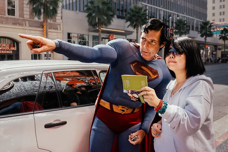 RR-Sehmuz-Bayhan-superman-to-the-rescue