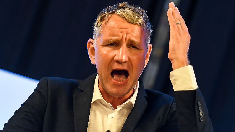 Höcke muss sich ab Mitte April inzwischen mit zwei Klagen in Halle auseinandersetzen.