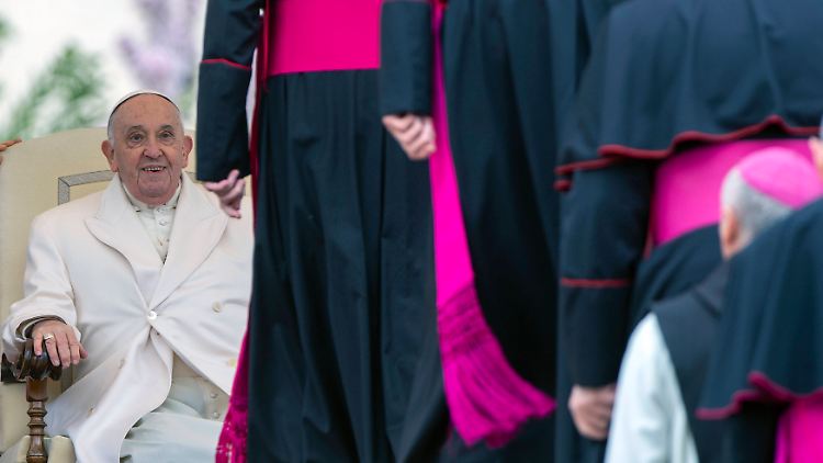 Bevor andere seine Geschichte erzählen, hat er sie lieber selbst erzählt: Papst Franziskus.