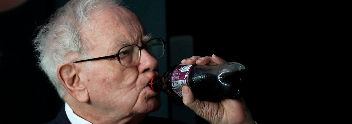 2018-05-06T194220Z_808311535_RC1B27A78250_RTRMADP_3_BERKSHIRE-BUFFETT.JPG