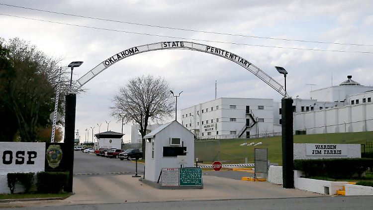 In der Haftanstalt Oklahoma State Penitentiary in der Stadt McAlester wurde der 41-Jährige Michael Dewayne Smith per Giftspritze hingerichtet. 