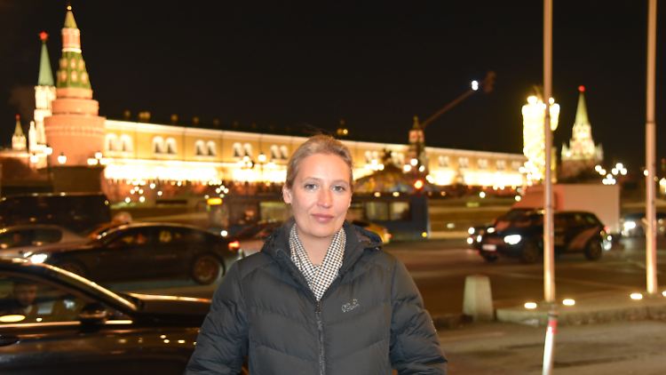 Als Alice Weidel 2021 nach Moskau reiste, war Petr Bystron auch dabei.