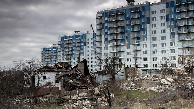 Im ukrainischen Mariupol treiben die russischen Besatzer derzeit den Wiederaufbau voran.