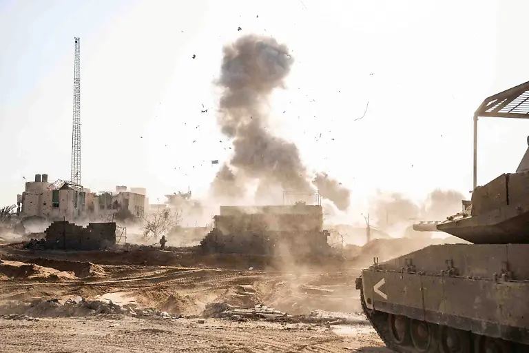 2023-11-15T093458Z-839236458-RC2KD4A0Q70F-RTRMADP-3-ISRAEL-PALESTINIANS-GAZA