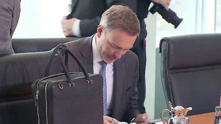 lindner.JPG