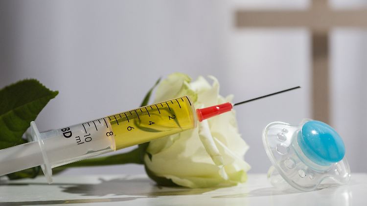 Der assistierte Suizid befindet sich in Deutschland in einer juristischen Grauzone. Es gibt keine klaren Regelungen.