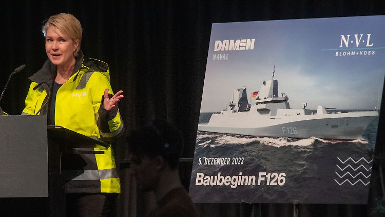 Mecklenburg-Vorpommerns Ministerpräsidentin Schwesig freute sich bereits im Dezember, dass zahlreiche Werften im Norden am Bau der Fregatte F126 beteiligt sein werden. 