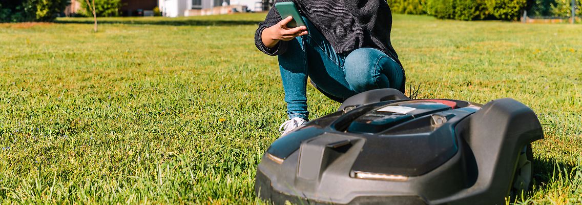 Mähroboter unter 1.000 Euro: Diese Modelle schneiden gut ab.
