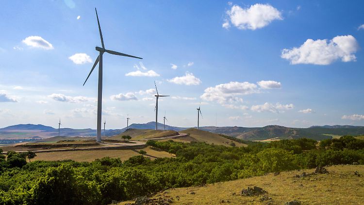 Die EU will die Bedingungen für die Entwicklung von Windparks in Spanien, Griechenland, Frankreich, Rumänien und Bulgarien prüfen.