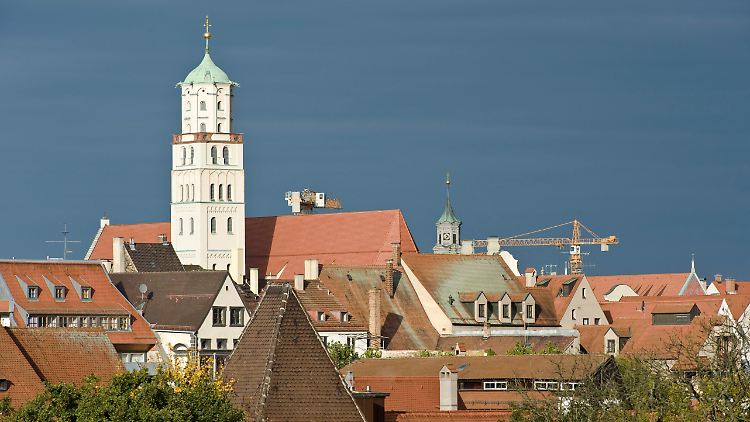 In Augsburg rechnet der Netzbetreiber damit, bis 2040 70 Prozent der Bevölkerung über Wärmenetze zu erreichen. 