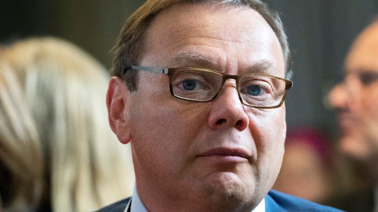Der Mitbegründer der Alfa-Gruppe Fridman geht mit seinem Geschäftspartner Awen gegen Sanktionen vor.