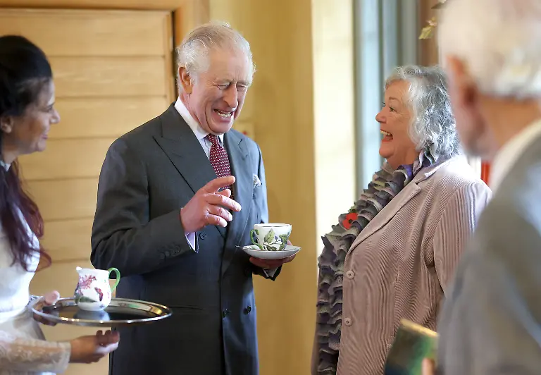 f0edeb9bb513e179e576c5844cf4ffae