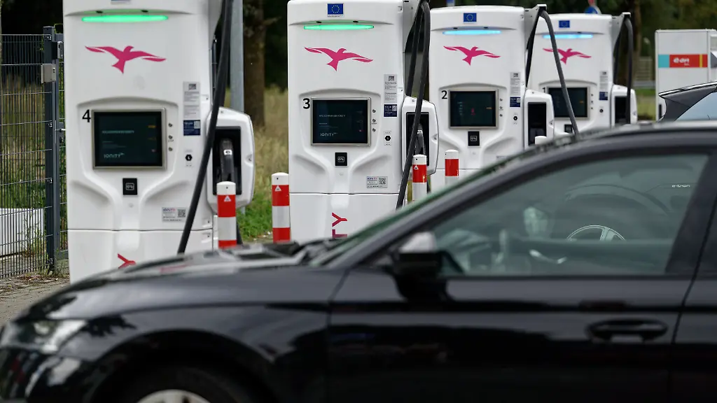 bc5a8258e339355481e80365e6738a96