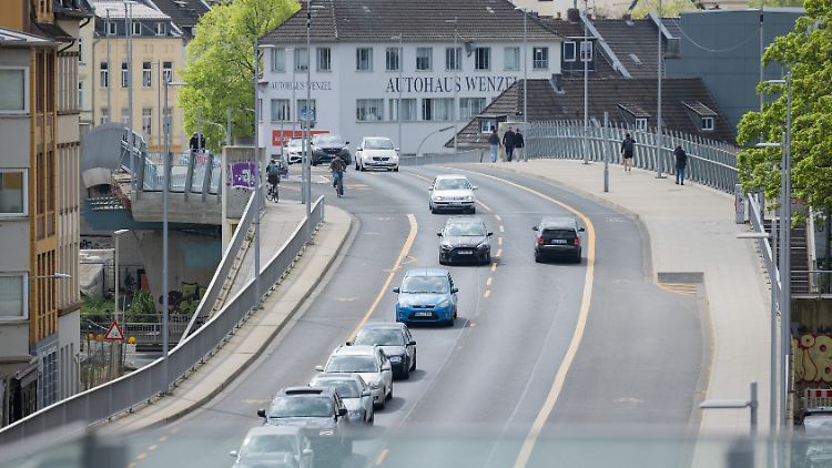Guido Westerwelle ist Namensgeber dieser Brücke in der Bonner Innenstadt.
