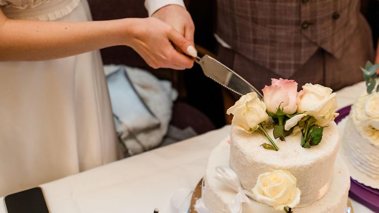 Künftig soll es bei der Namenswahl nach Hochzeiten mehr Freiheiten geben. 