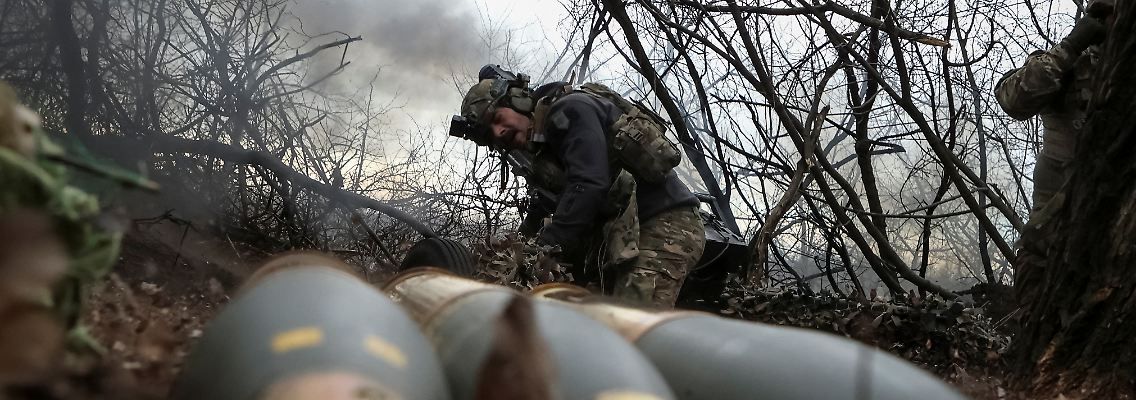 2024-04-05T163421Z_1799322820_RC2507AWY82E_RTRMADP_3_UKRAINE-CRISIS-EAST.JPG