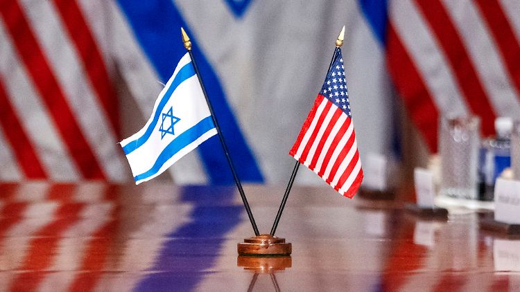 Die USA haben Israel in Erwartung iranischer Vergeltung die Unterstützung zugesagt,