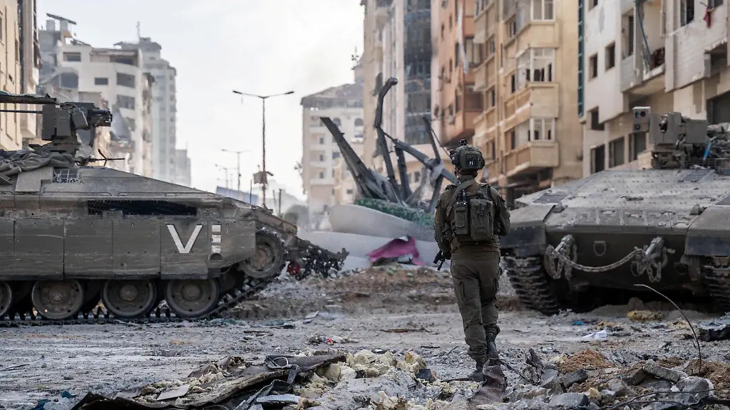 Israelische-Soldaten-nehmen-Stellung-im-Gazastreifen