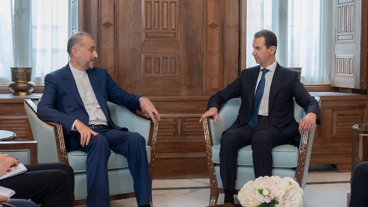 Fünf Tage vor dem Angriff: der iranische Außenminister Amirabdollahian beim syrischen Machthaber Assad.