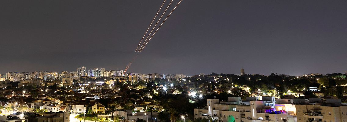 2024-04-13T233806Z_760586938_RC2Y57ASX8KC_RTRMADP_3_ISRAEL-PALESTINIANS-IRAN.JPG