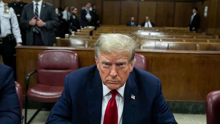34 Anklagepunkte liegen gegen Donald Trump vor.