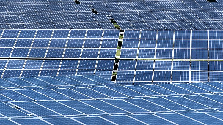 Die Solarenergie ist die am schnellsten wachsende erneuerbare Energiequelle in der EU. Allerdings kommt der Großteil der in Europa nachgefragten Solarmodule aus China.