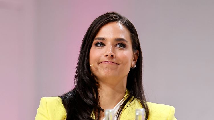 Amira Pocher verwirrt ihre Fans mit neuen Fotos.