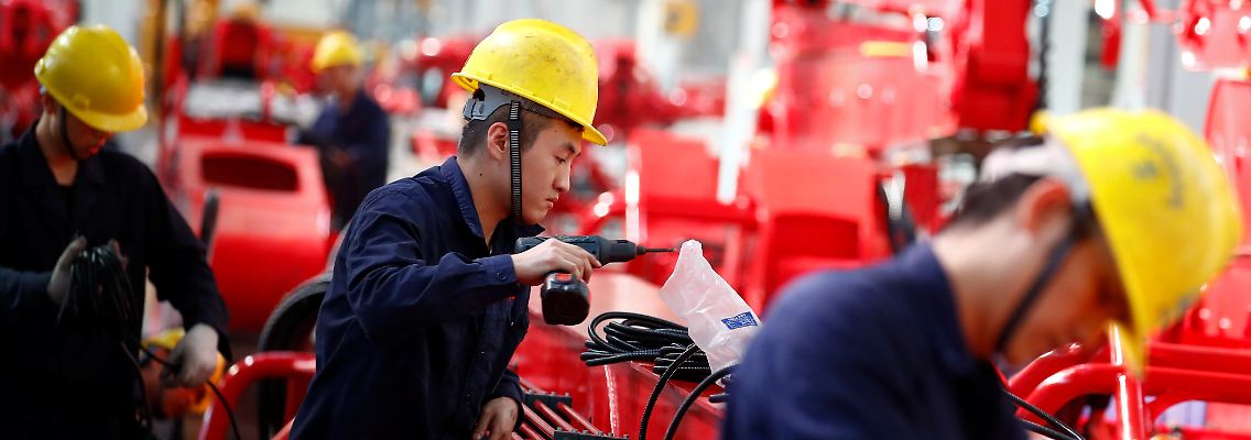 2019-10-19T142823Z_1477580670_RC1B54073460_RTRMADP_3_CHINA-ECONOMY.JPG