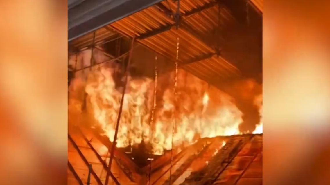 Feuer Kopenhagen nah.jpg