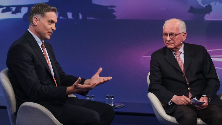 CNN-Chefreporter Pleitgen (l.) glaubt nicht, dass der iranische Angriff erfolglos war.