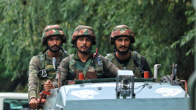 Soldaten der indischen Armee im Einsatz (Symbolbild).