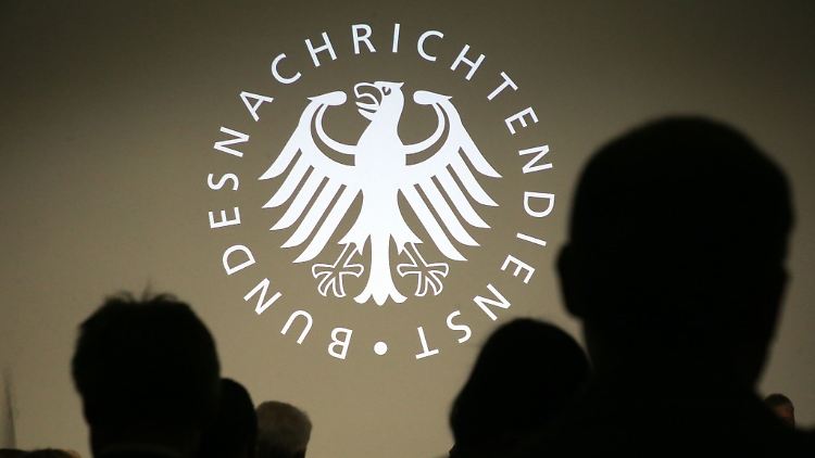 Die Angeklagten sollen geheime Dokumente und Informationen aus dem BND an den russischen Inlandsgeheimdienst FSB gegeben haben (Symbolbild).