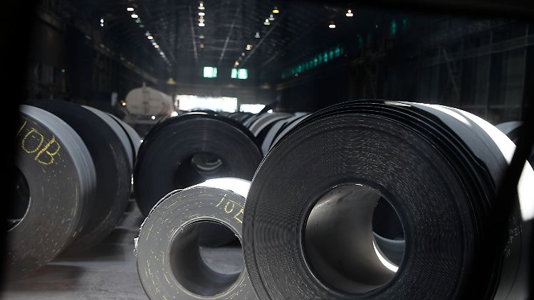 Das Weiße Haus sieht amerikanische Arbeitnehmer wegen des Imports chinesischer Produkte unfairer Konkurrenz ausgesetzt. 