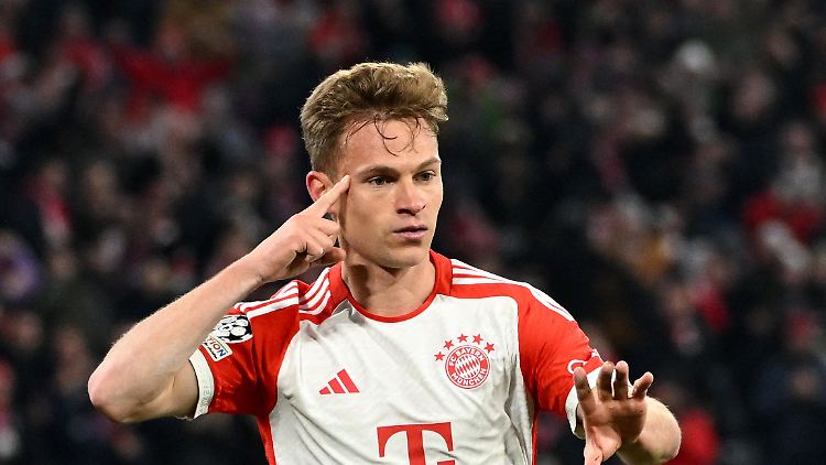 Kimmich trifft per Kopf zum 1:0.